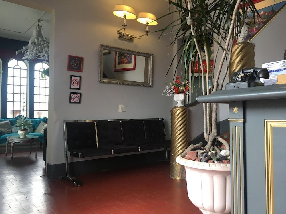 Casa Atenas (Adults Only) Гуадалахара Екстериор снимка